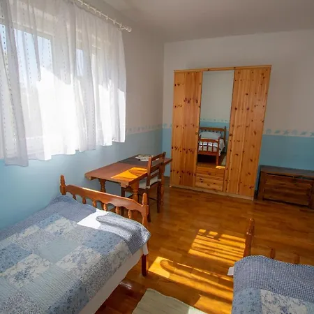 Apartments Lokarda 아파트